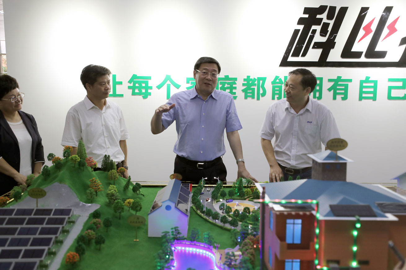 杜书记调研MK网页版.jpg