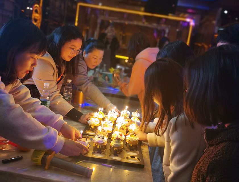HIGH唱KTV！——MK网页版防雷第一期员工生日会